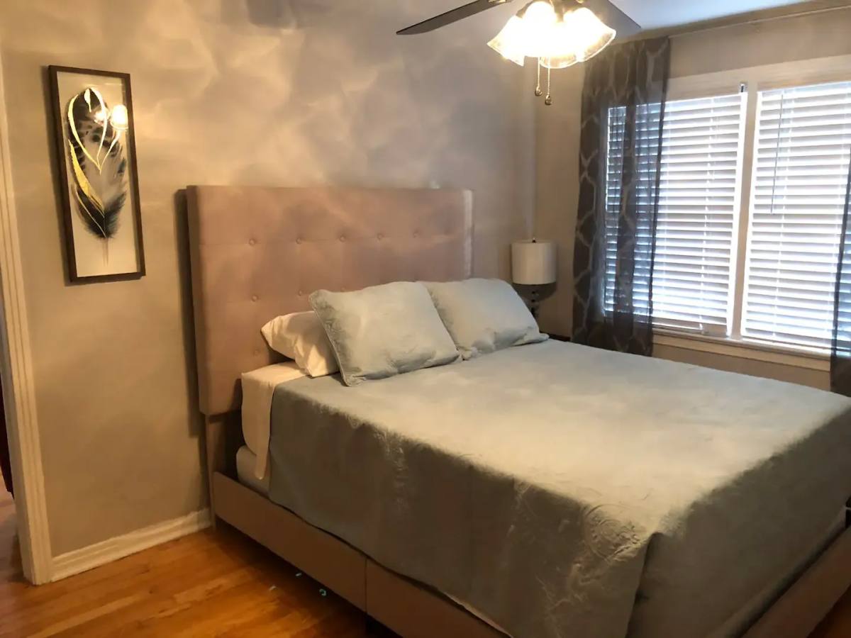 Apartment for rent at 114-120 1 2 W, Tallahassee, FL 32303