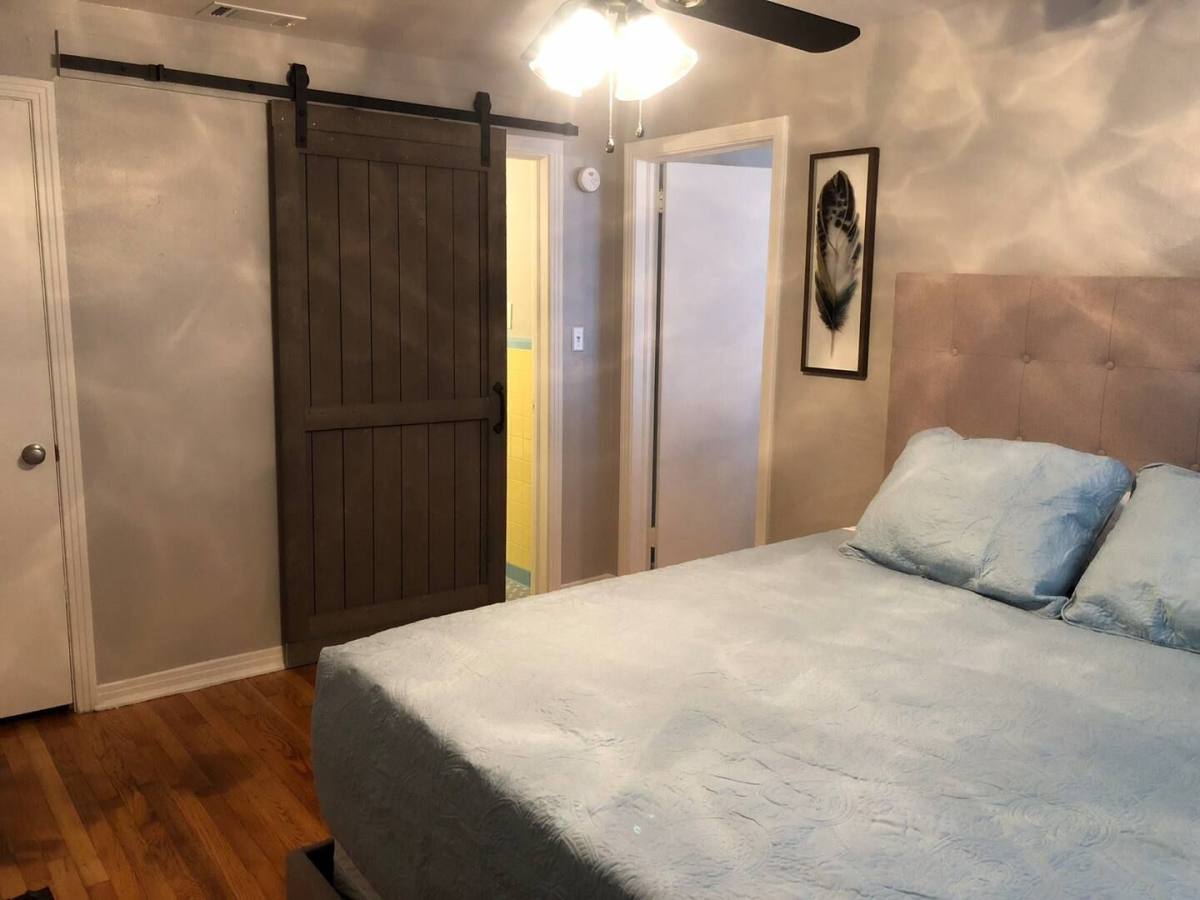Apartment for rent at 114-120 1 2 W, Tallahassee, FL 32303