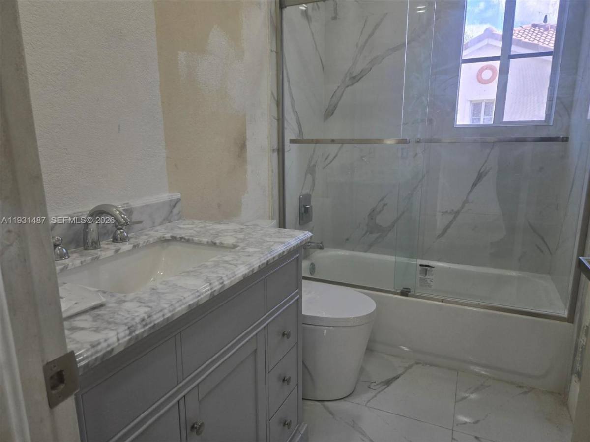 Townhouse for rent at 17337 NW 7th Ave 108 Miami Gardens, Miami, FL 33169