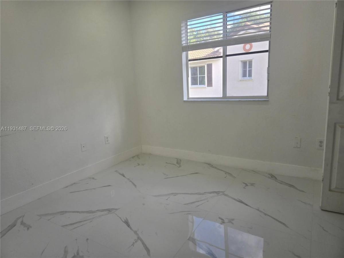 Townhouse for rent at 17337 NW 7th Ave 108 Miami Gardens, Miami, FL 33169