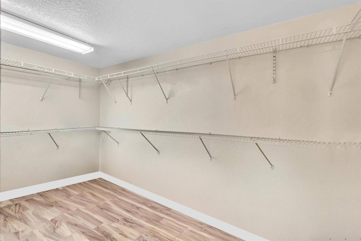 Townhouse for rent at 10240 NW 33rd Place Sunrise, Fort Lauderdale, FL 33351