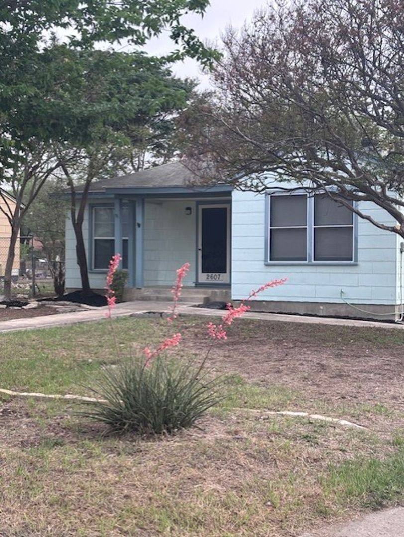 House for rent at 2607 W Craig, San Antonio, TX 78228