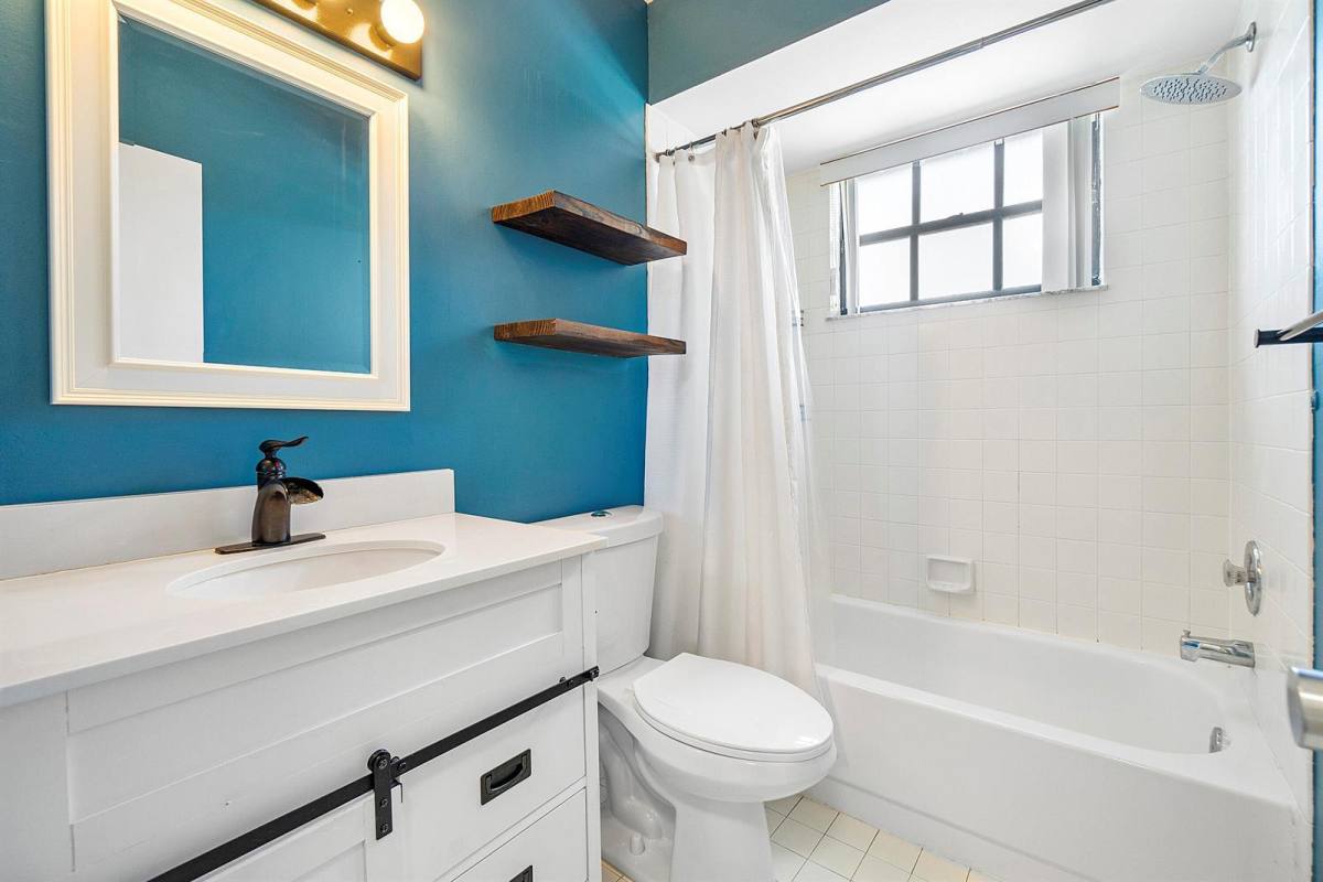 Townhouse for rent at 10723 NW 10th St Pembroke Pines, Hollywood, FL 33026