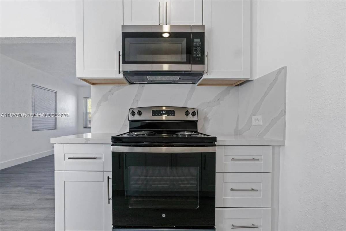 House for rent at 2410 NW 159th Terrace #2410 M, Opa Locka, FL 33054