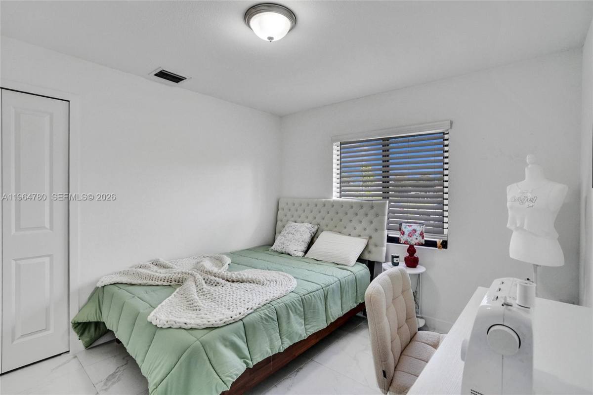 House for rent at 1712 NW 76th Terrace #1712 Mi, Miami, FL 33147