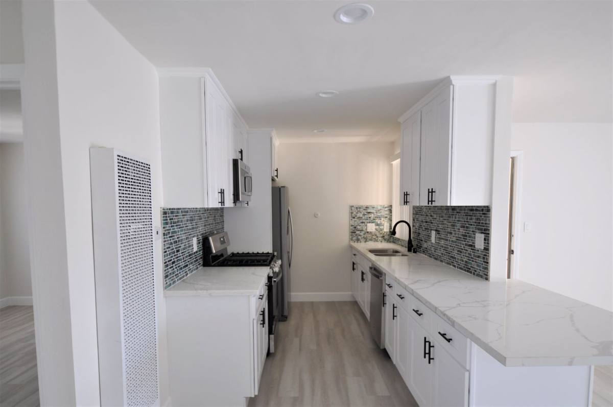 Apartment for rent at 6650 Linda Vista Rd, San Diego, CA 92111
