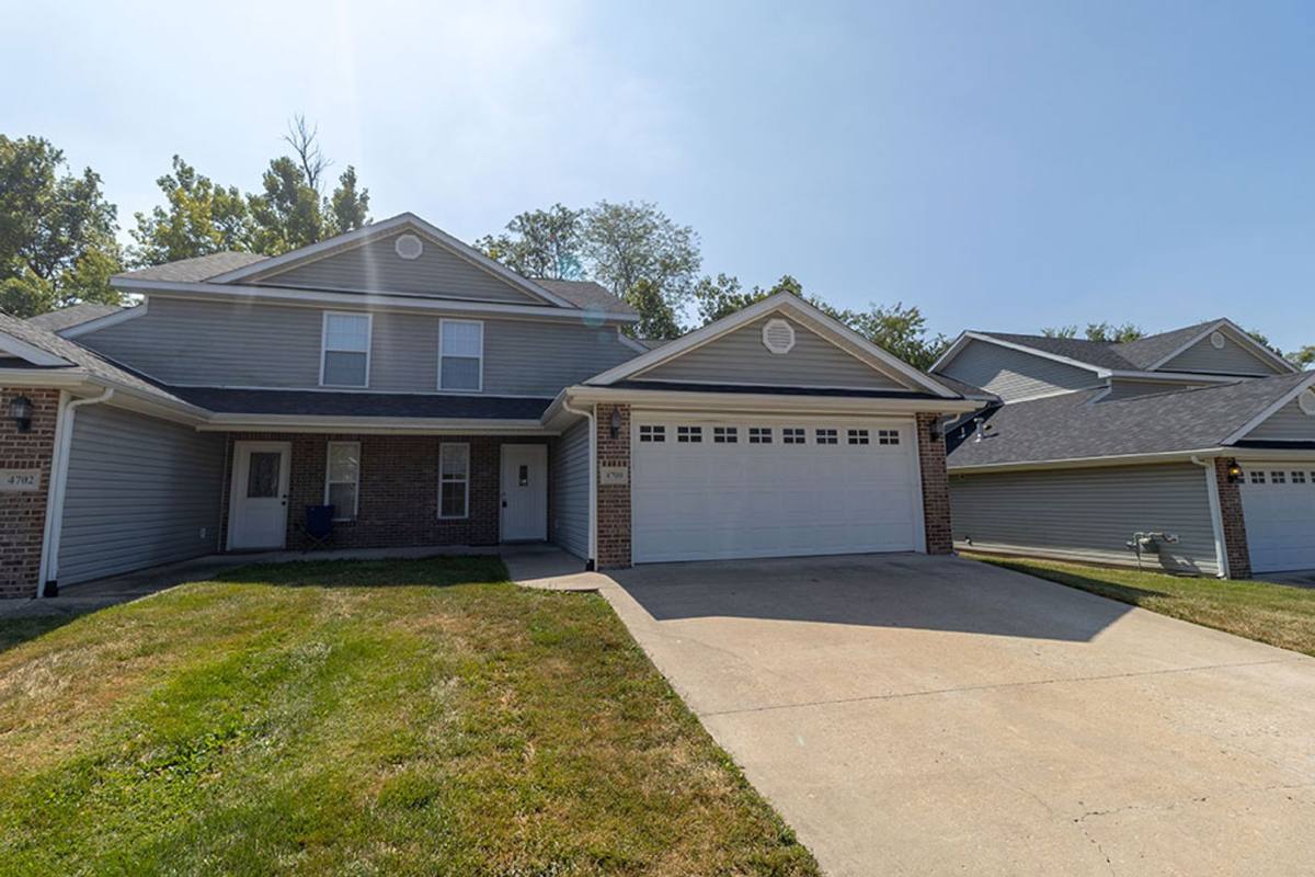 Apartment for rent at 4700 Dehaven Dr, Columbia, MO 65202