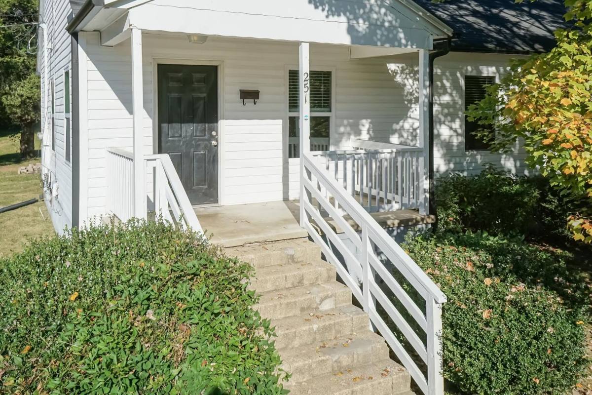 Apartment for rent at 251-253 E Mason St, Franklinton, NC 27525