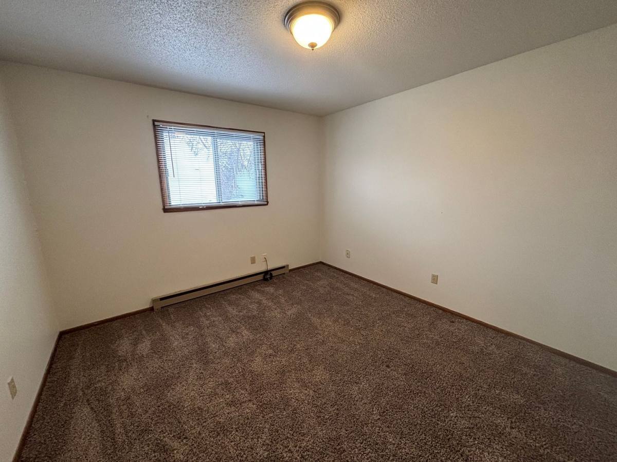 Apartment for rent at 201 Southwood Dr, Horace, ND 58047