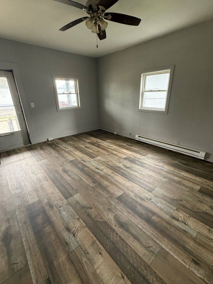Apartment for rent at 1714 - 1716 Jackson St, Anderson, IN 46016