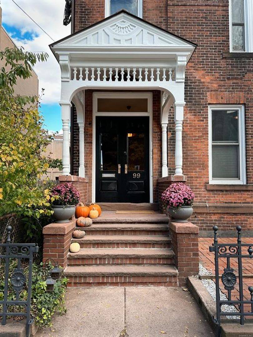Apartment for rent at 99 Olive St, New Haven, CT 06510
