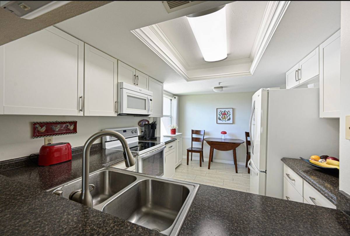 Apartment for rent at 6501 Stone River Rd, Bradenton, FL 34203