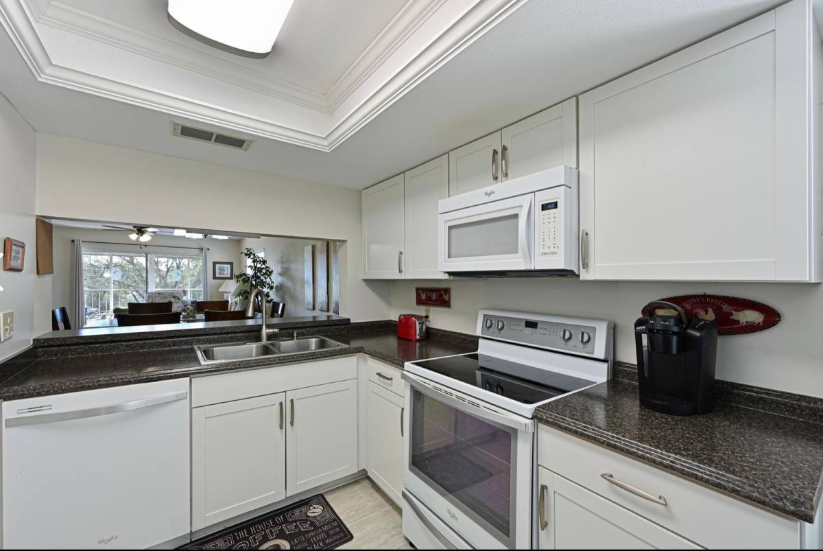 Apartment for rent at 6501 Stone River Rd, Bradenton, FL 34203