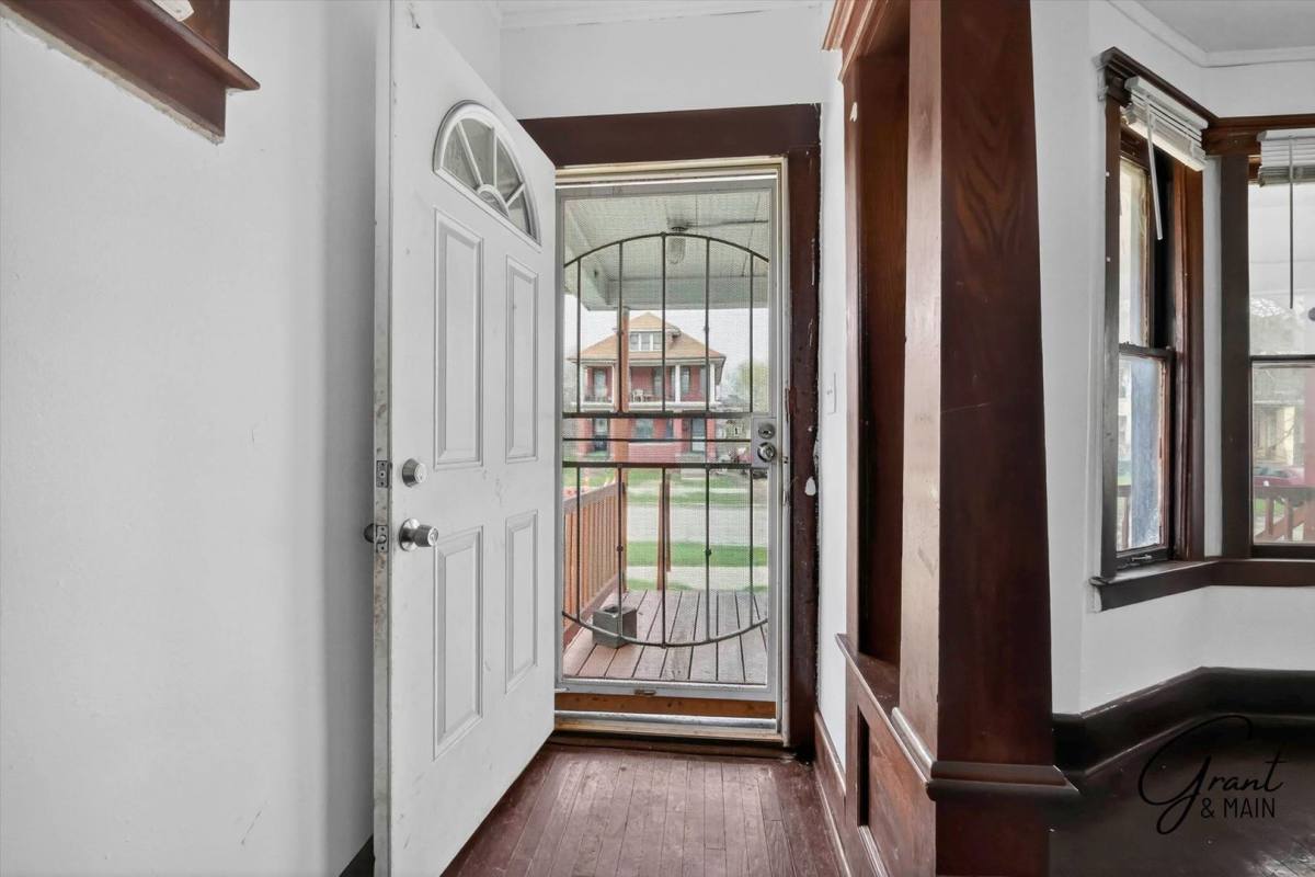 Apartment for rent at 127 W Buena Vista, Highland Park, MI 48203