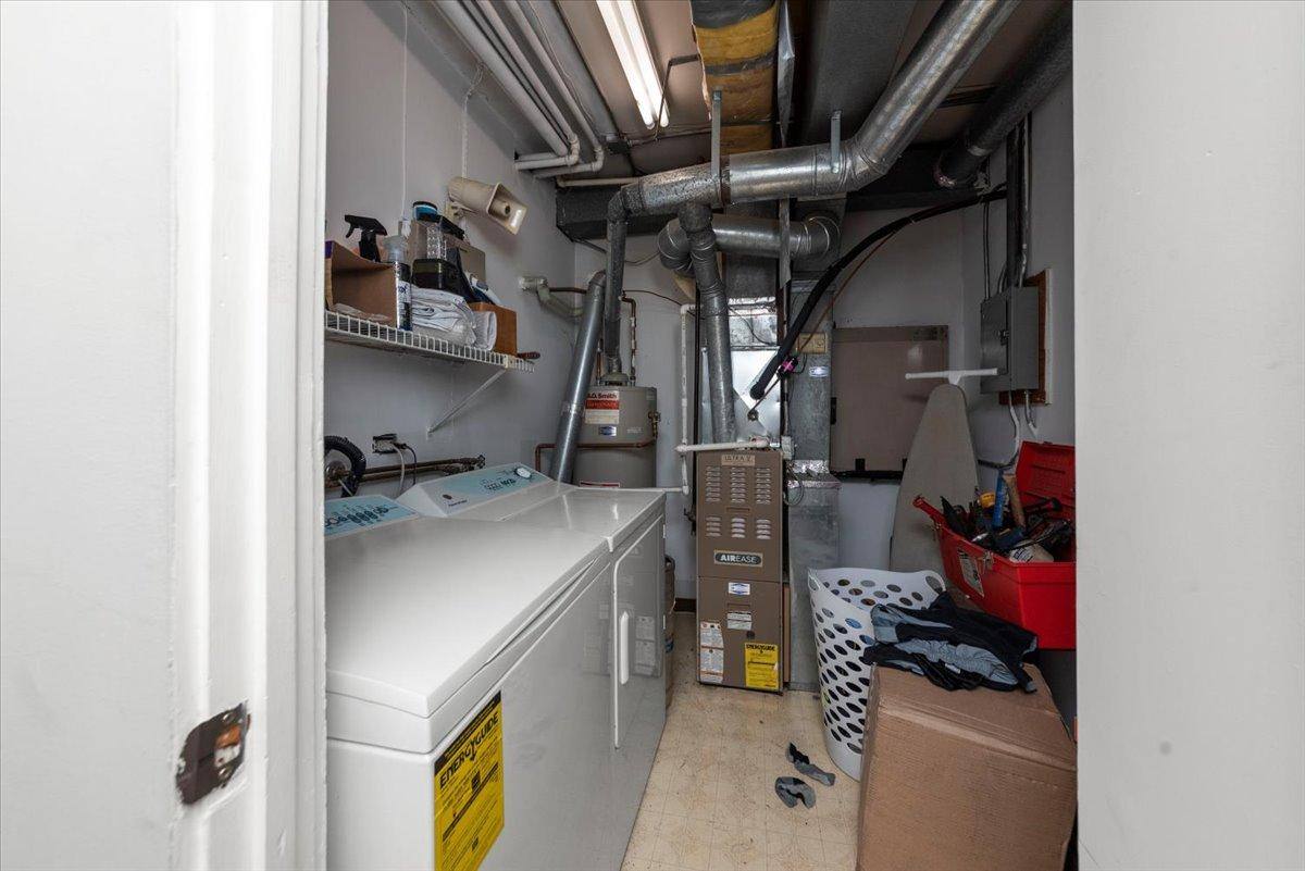 Apartment for rent at 3223 N Kenmore Ave #1, Chicago, IL 60657