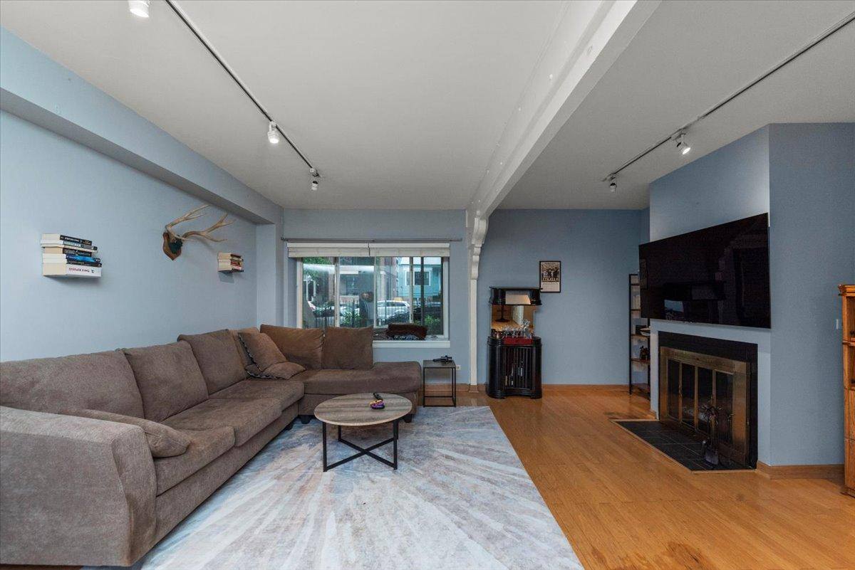 Apartment for rent at 3223 N Kenmore Ave #1, Chicago, IL 60657