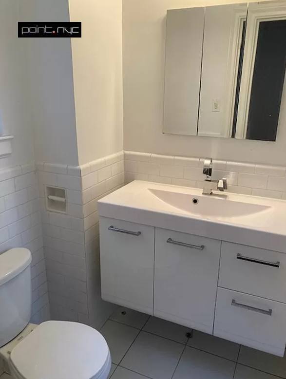 Apartment for rent at 122 E 35th St, New York, NY 10016