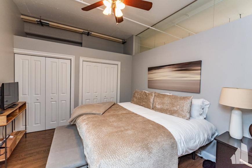 Apartment for rent at 1000 Adams #314, Chicago, IL 60607