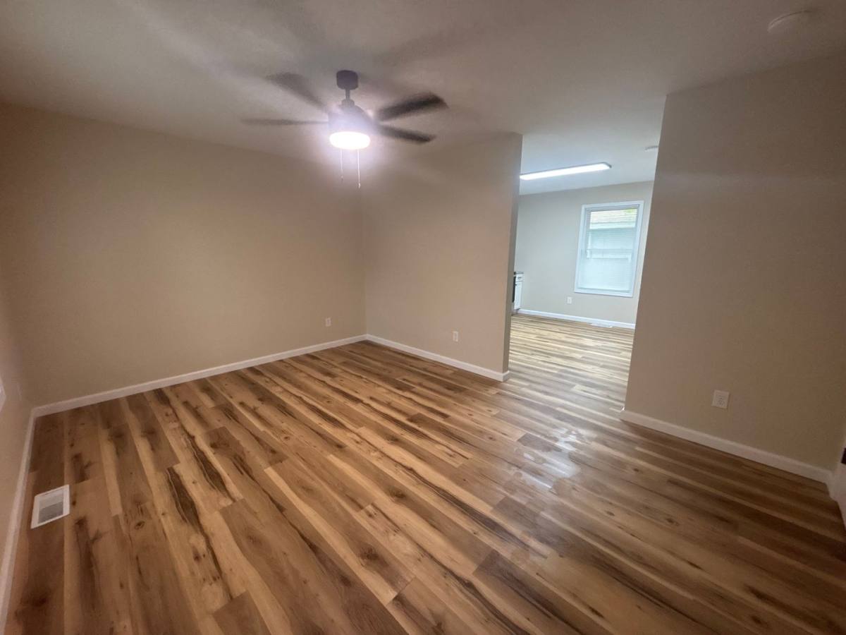 Apartment for rent at 1649 N Patterson Ave, Springfield, MO 65803