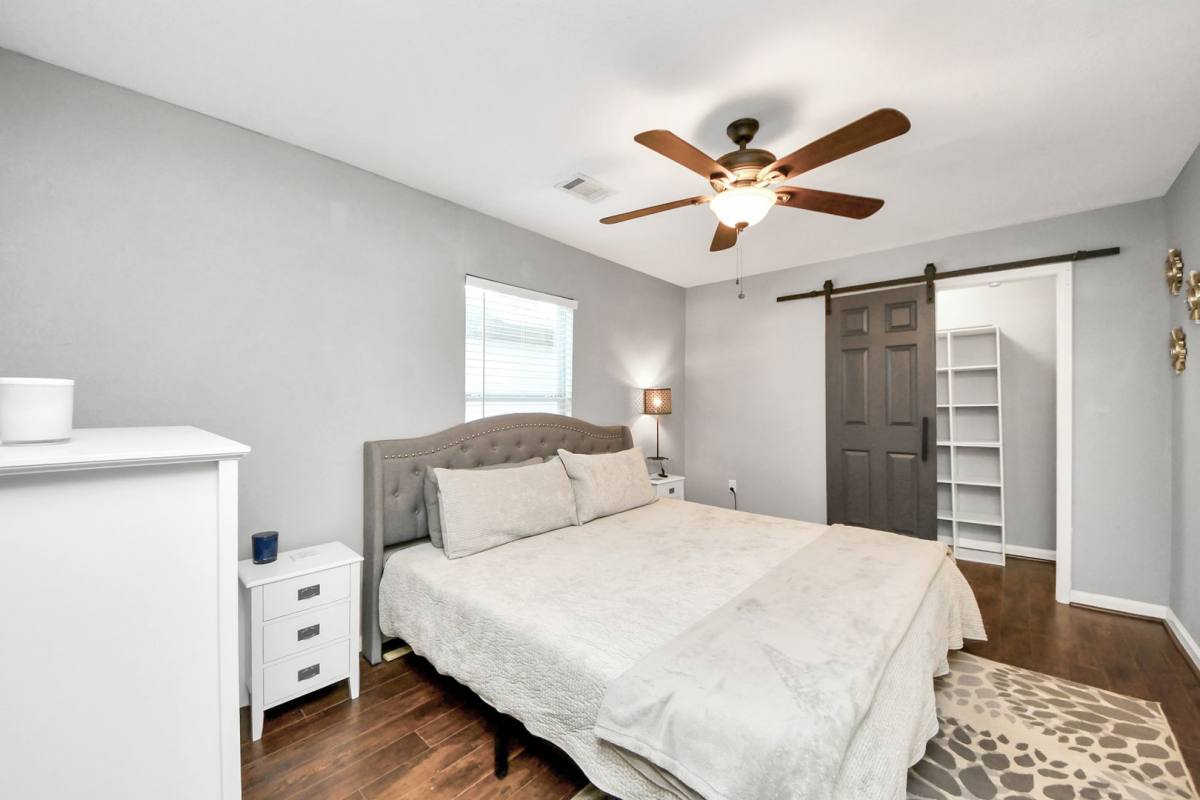 House for rent at 7032 Conley St, Houston, TX 77021
