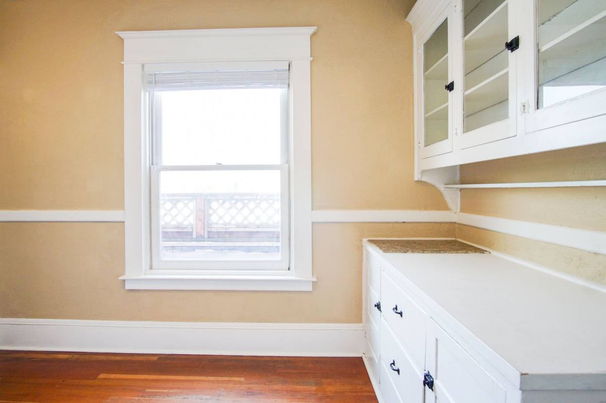 Apartment for rent at 1008 N Killingsworth St, Portland, OR 97217