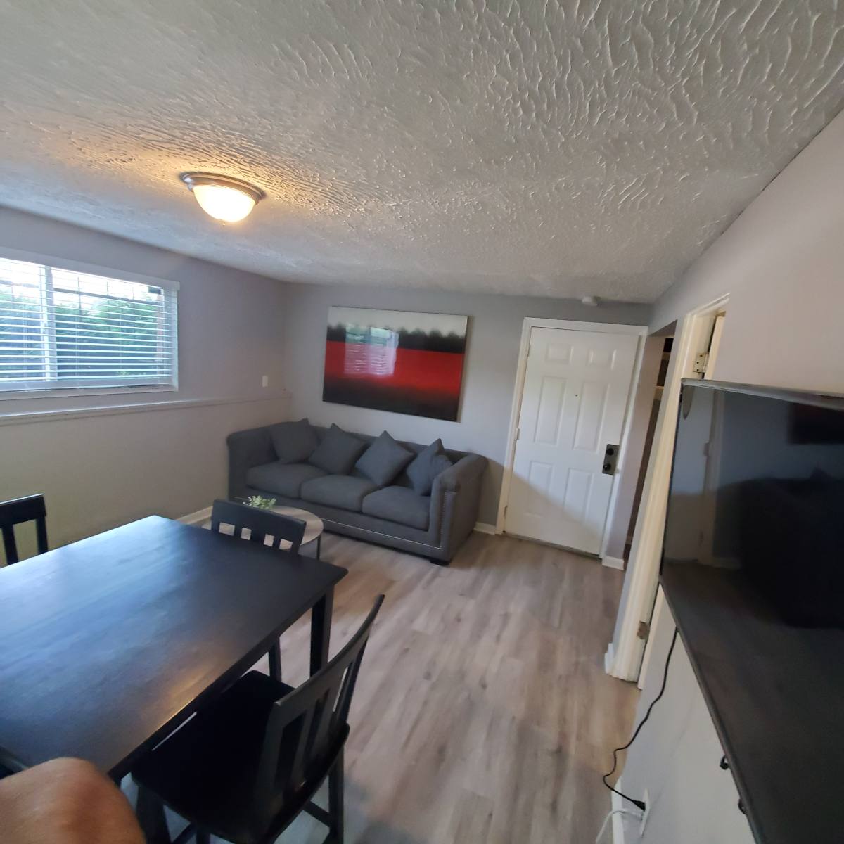 Apartment for rent at 584-590 Miller Ave #586, Columbus, OH 43205