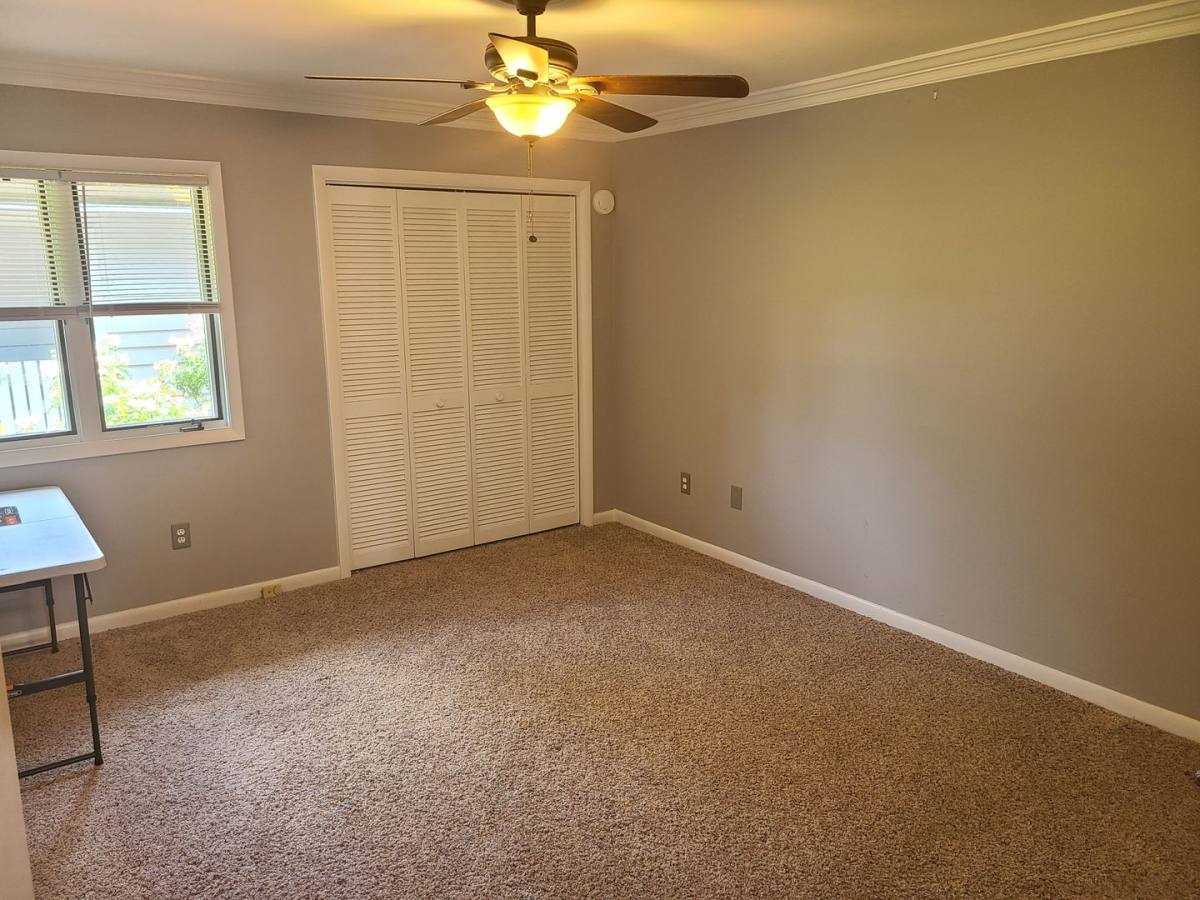 Townhouse for rent at 430 Widgeon Dr, Hampstead, NC 28443