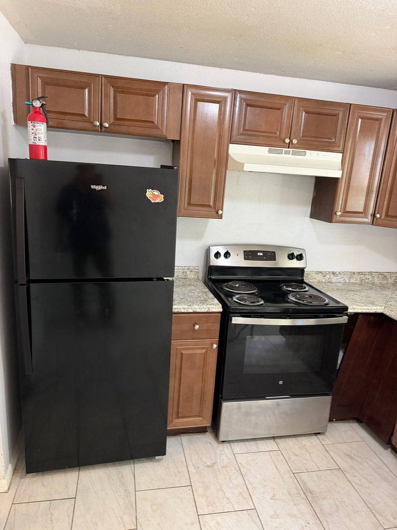 Apartment for rent at 8105 N Klondyke St, Tampa, FL 33604