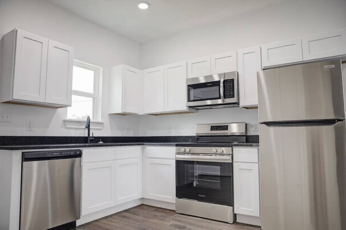Apartment for rent at 124 SW Blanche, De Kalb, TX 75559