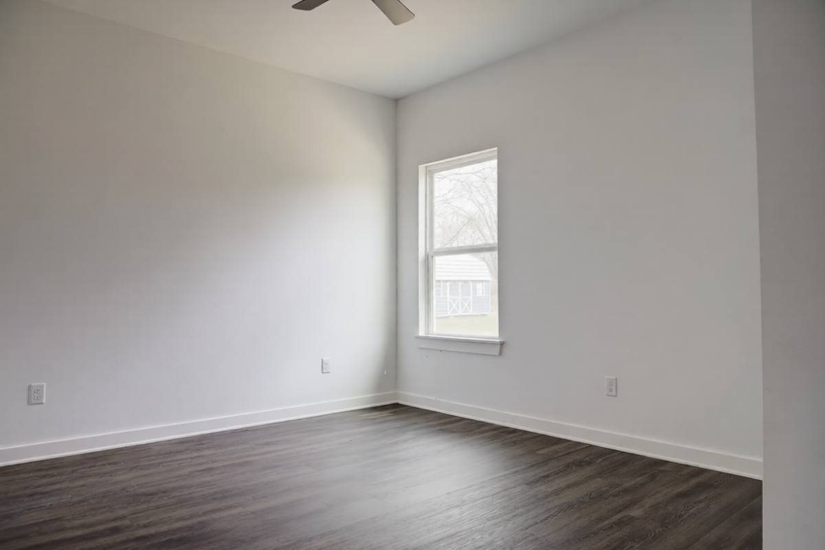 Apartment for rent at 124 SW Blanche, De Kalb, TX 75559
