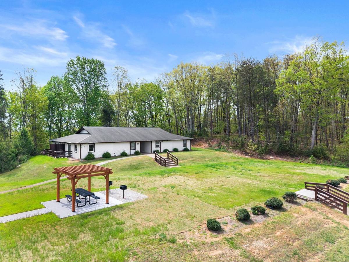 Apartment for rent at 1400 Pilgrim Mill Rd, Cumming, GA 30040