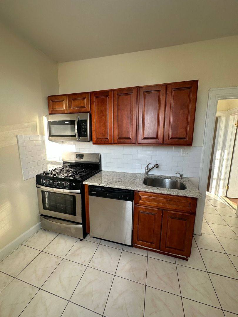 Apartment for rent at 912 90th St, North Bergen, NJ 07047