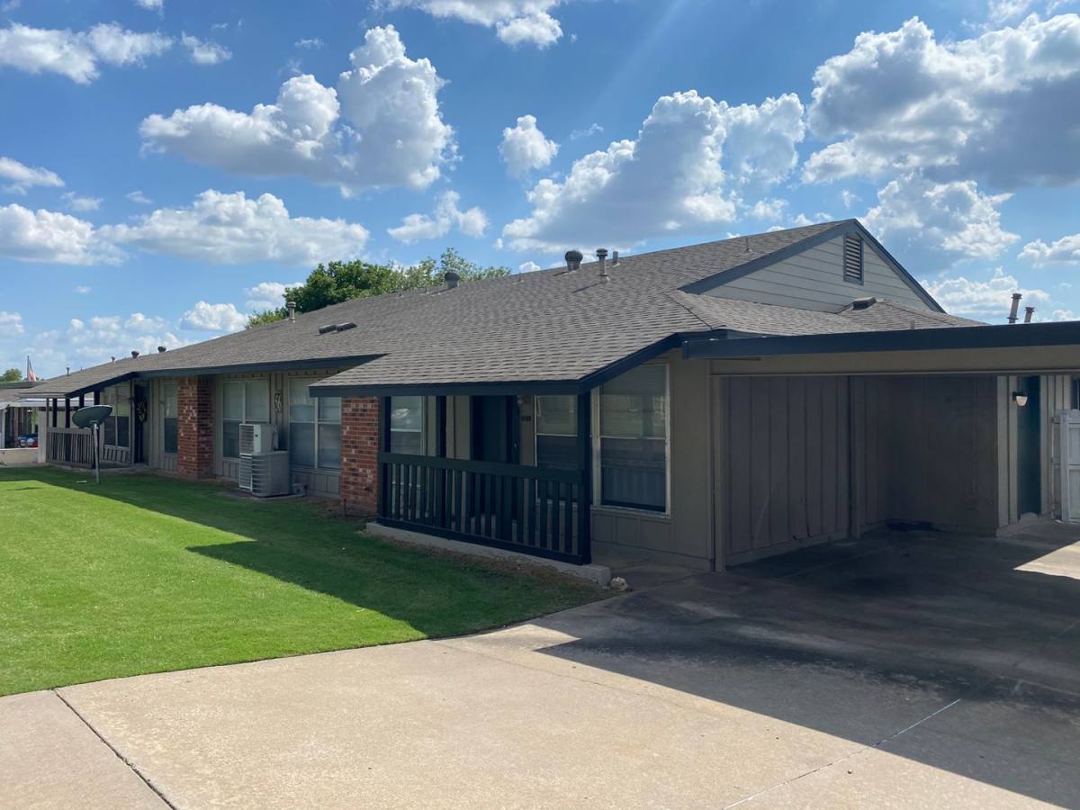 Summerstone Duplexes, 1801 S 132nd E Place, Tulsa, OK 74108 - Townhouse for Rent
