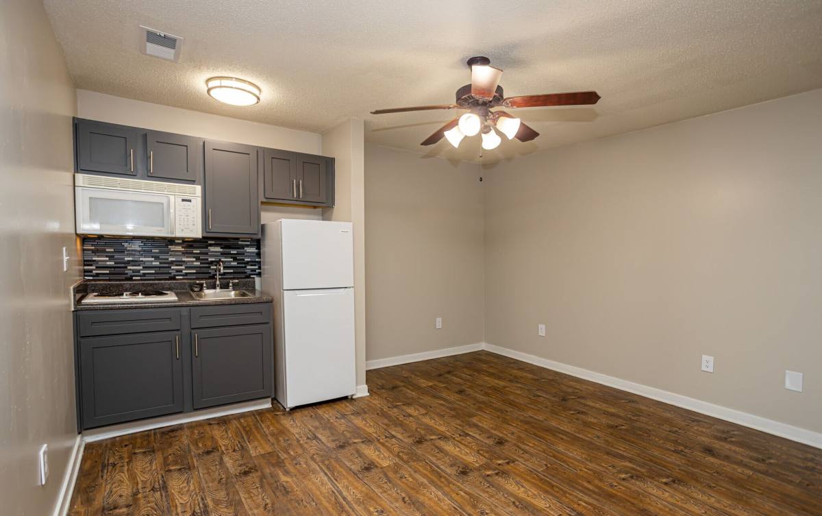 Apartment for rent at The Gates at Three Rivers, 11200 Three Rivers Rd, Gulfport, MS 39503