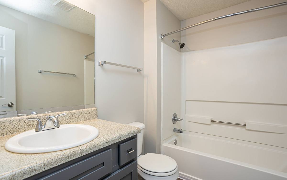 Apartment for rent at The Gates at Three Rivers, 11200 Three Rivers Rd, Gulfport, MS 39503