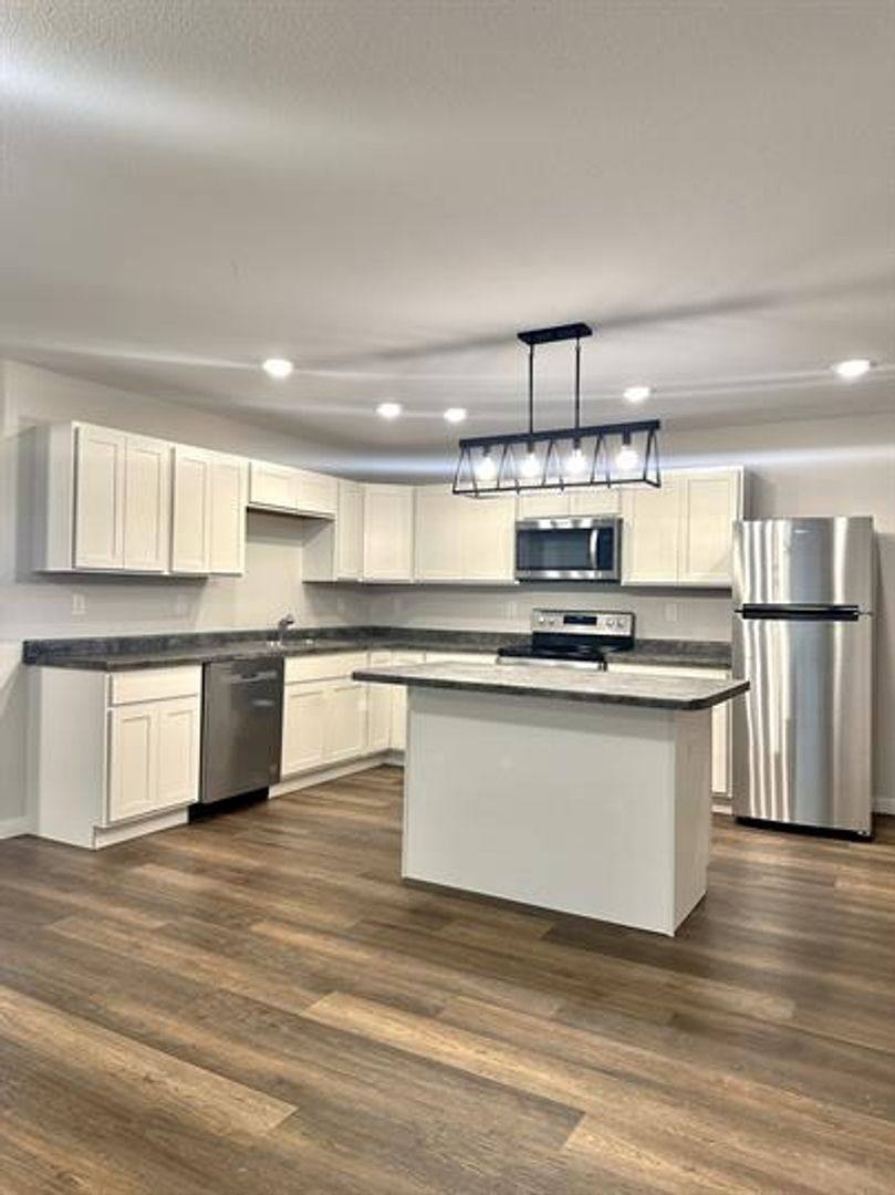 Apartment for rent at 1031 30th St NW, Willmar, MN 56201