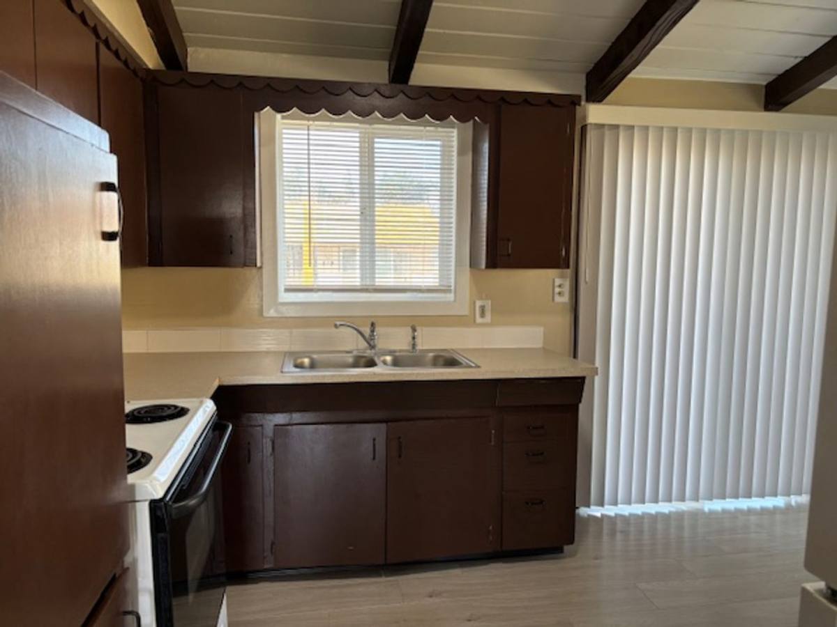 Apartment for rent at 793-865 Hawthorne Ave NE, Salem, OR 97301