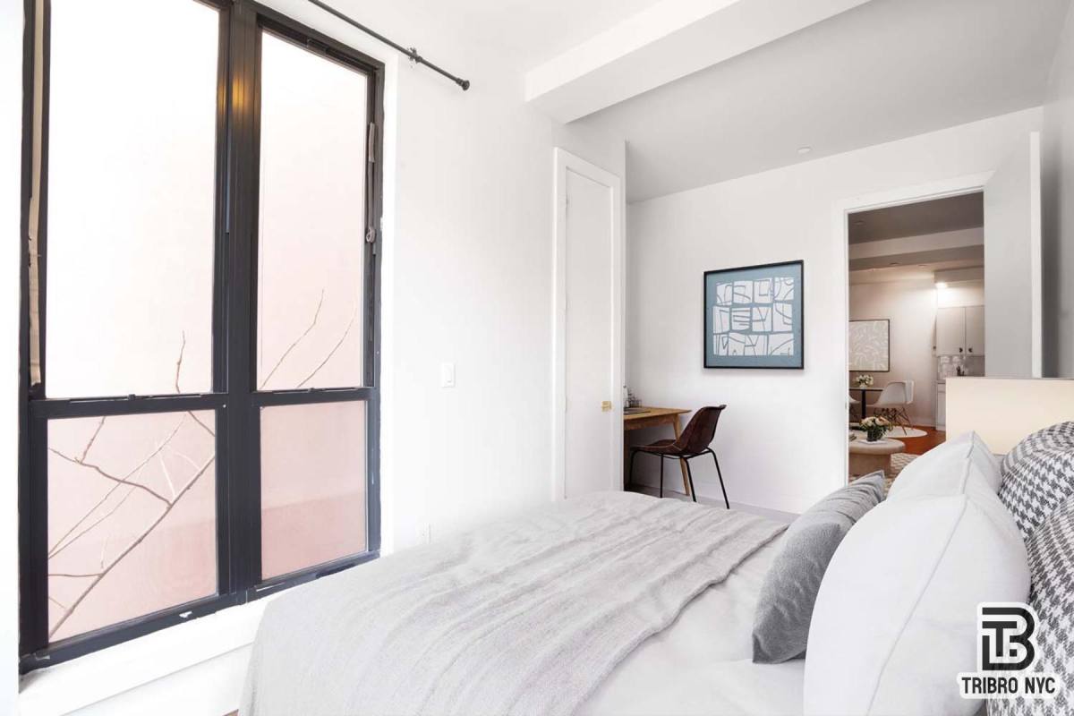 Apartment for rent at 489 Washington Ave, Brooklyn, NY 11238