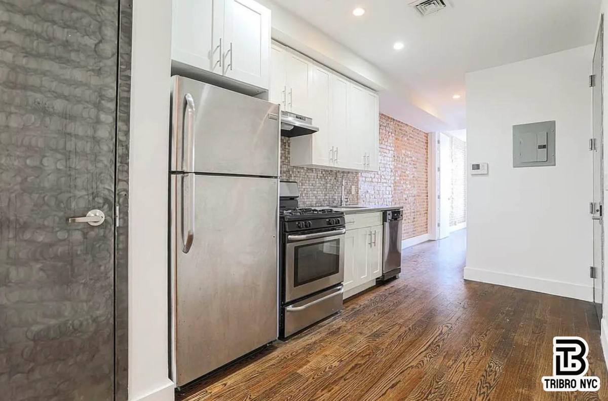 Apartment for rent at 558 Kosciuszko St #2R, Brooklyn, NY 11221