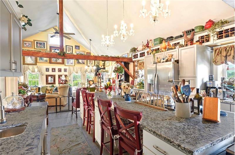 Apartment for rent at 292 W Mill Rd #B, Long Valley, NJ 07853