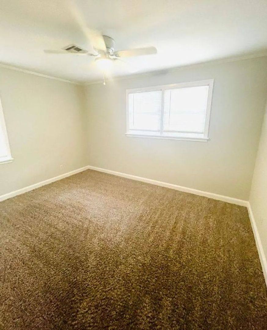 House for rent at 2111 Yarbrough St, Montgomery, AL 36110