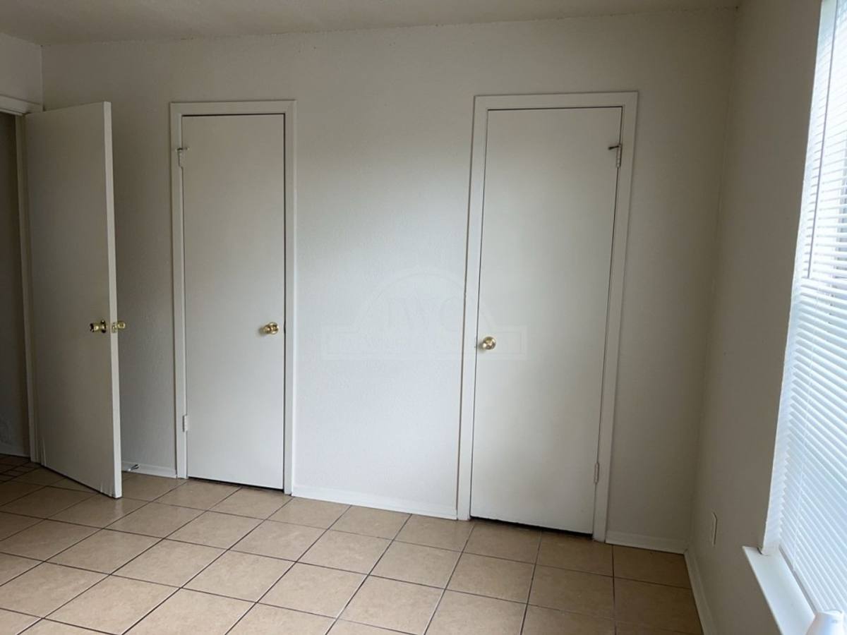 Apartment for rent at 1906 Cedarhill Dr, Killeen, TX 76543