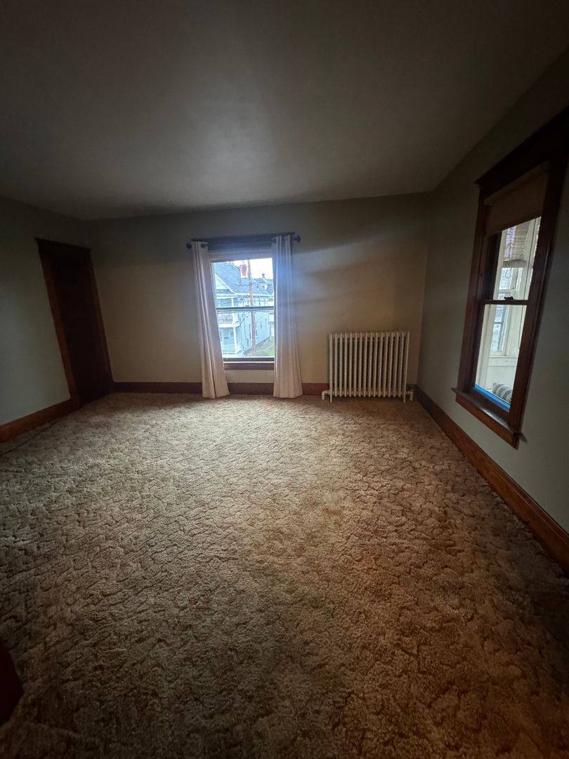 Apartment for rent at 390-392 Locust, Amsterdam, NY 12010