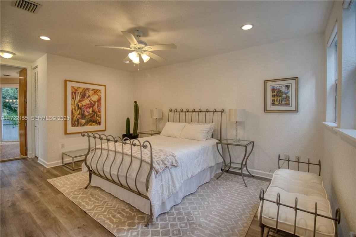 House for rent at 2200 Lincoln Ave, Miami, FL 33133