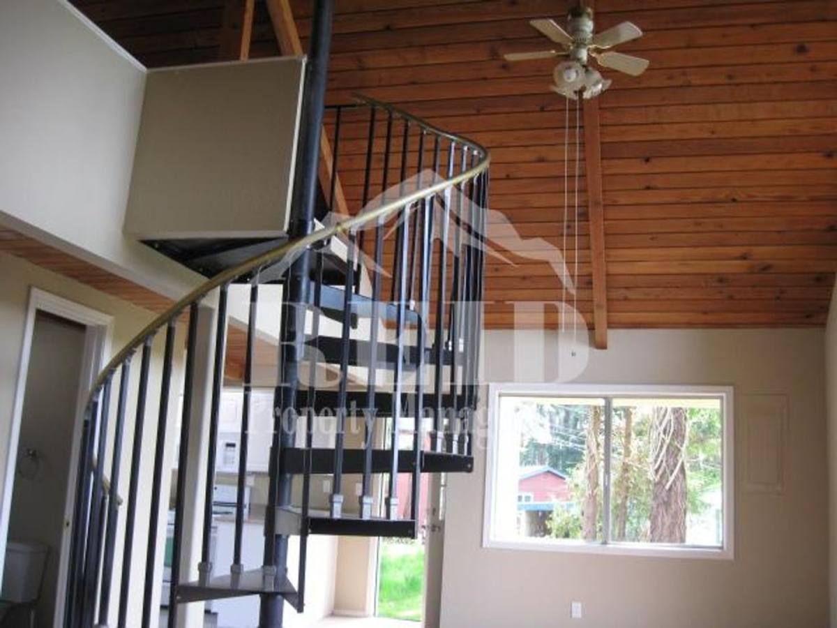 House for rent at 671 Creekside Dr, Belfair, WA 98528