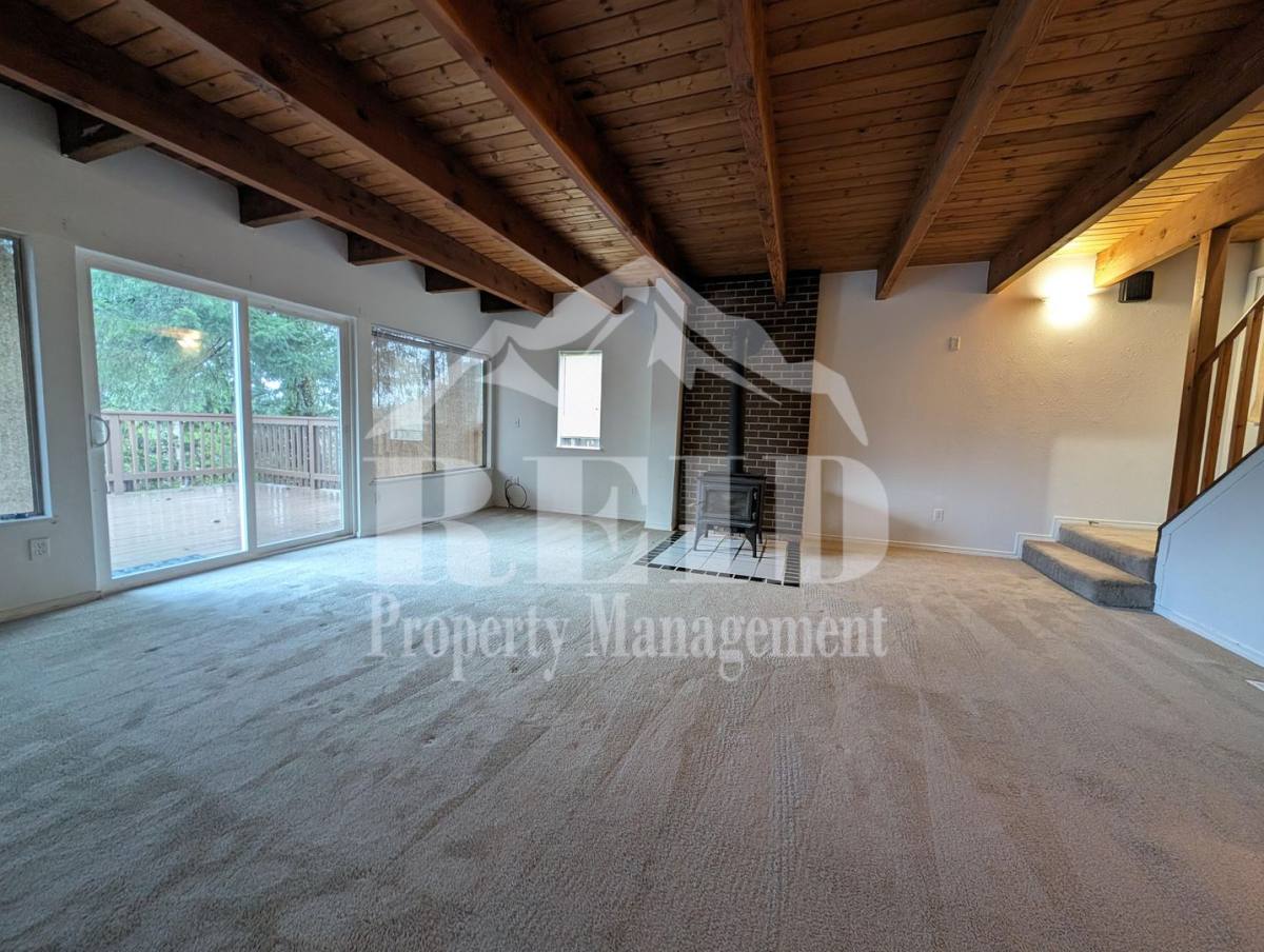 House for rent at 671 Creekside Dr, Belfair, WA 98528