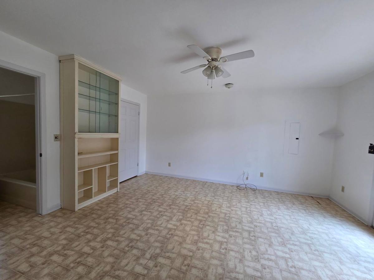 House for rent at 335 Goat Creek Cutoff Rd, Kerrville, TX 78028