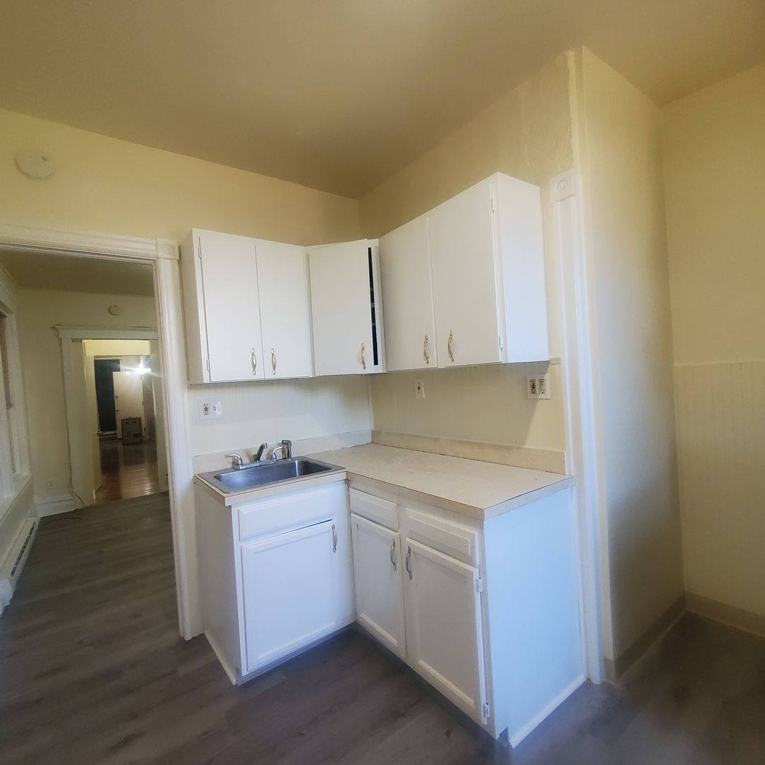 Apartment for rent at 37 S 13th St, Allentown, PA 18102