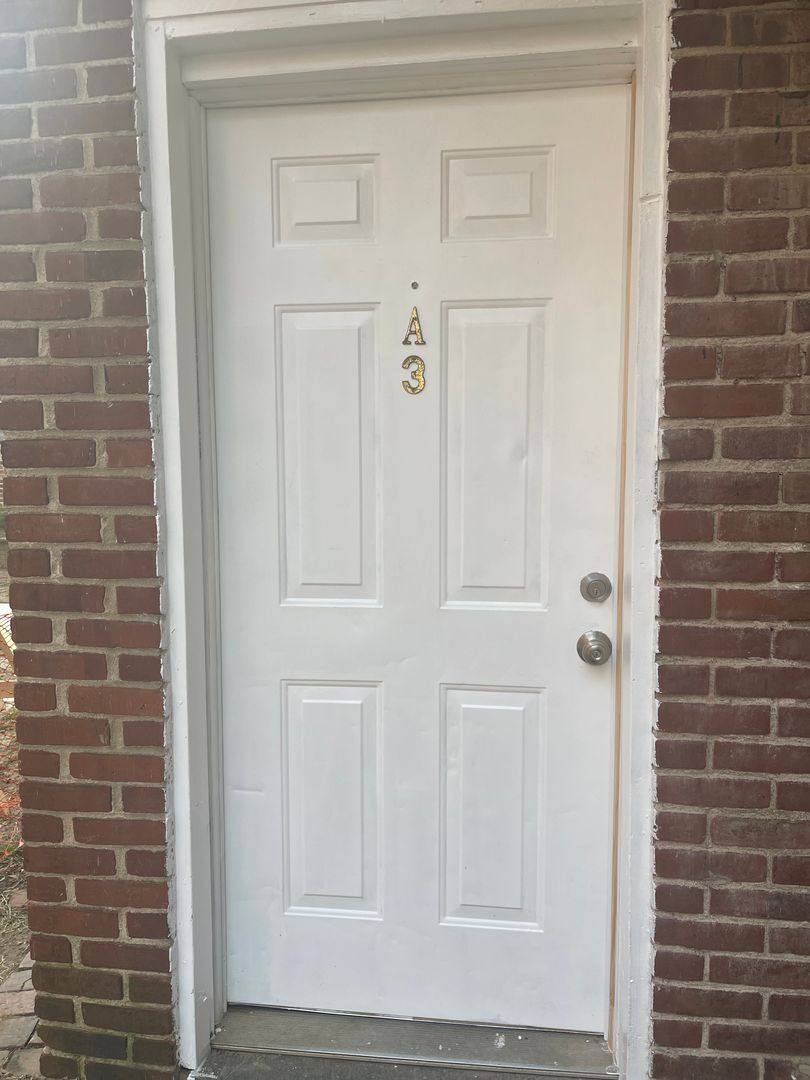 Apartment for rent at 818 N W St, Wilmington, DE 19801