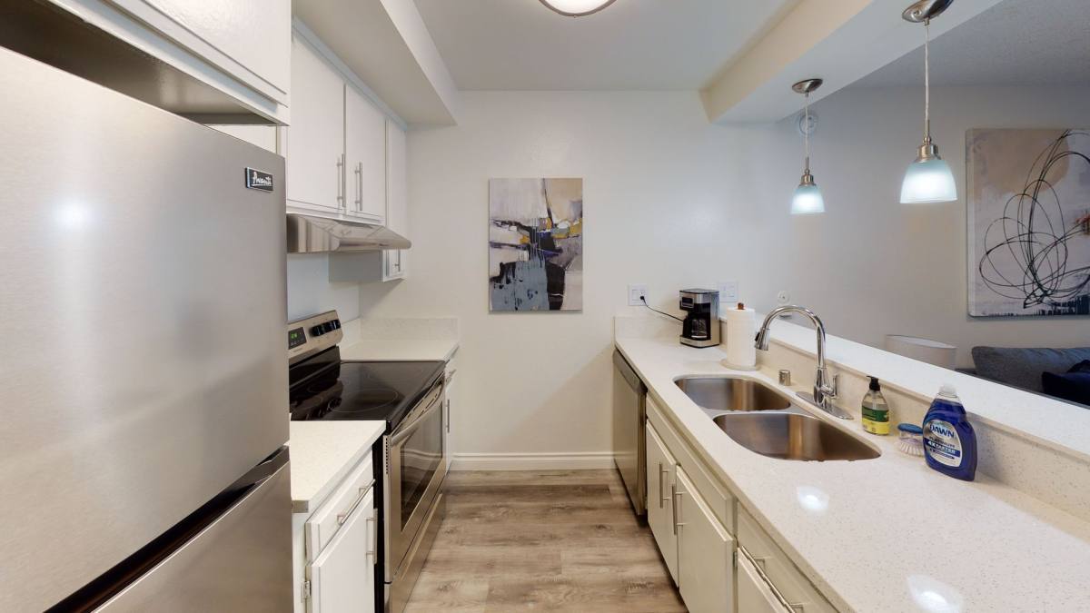 Apartment for rent at 4020 W 5th St, Los Angeles, CA 90020
